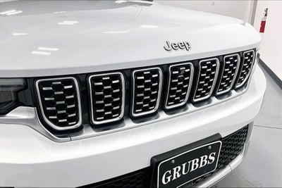 2022 Jeep Grand Cherokee Summit