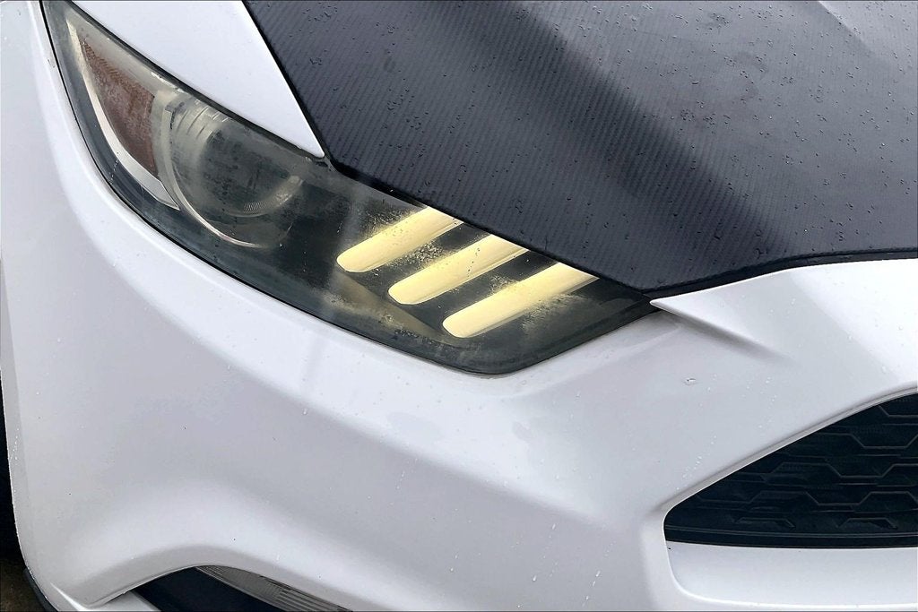 2015 Ford Mustang V6