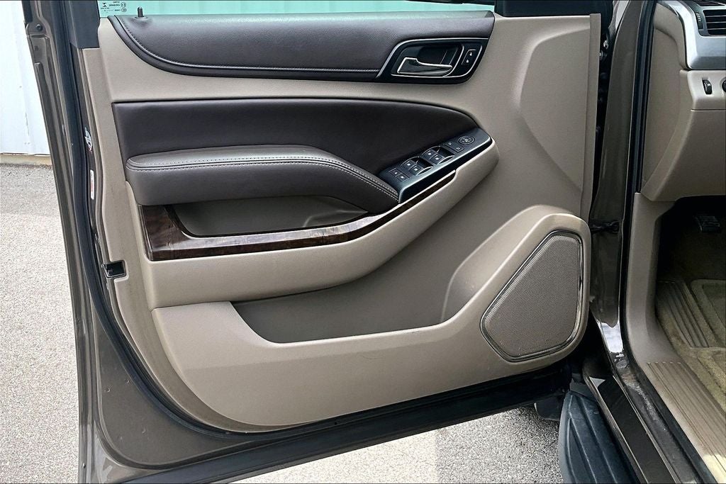 2016 Chevrolet Suburban LS