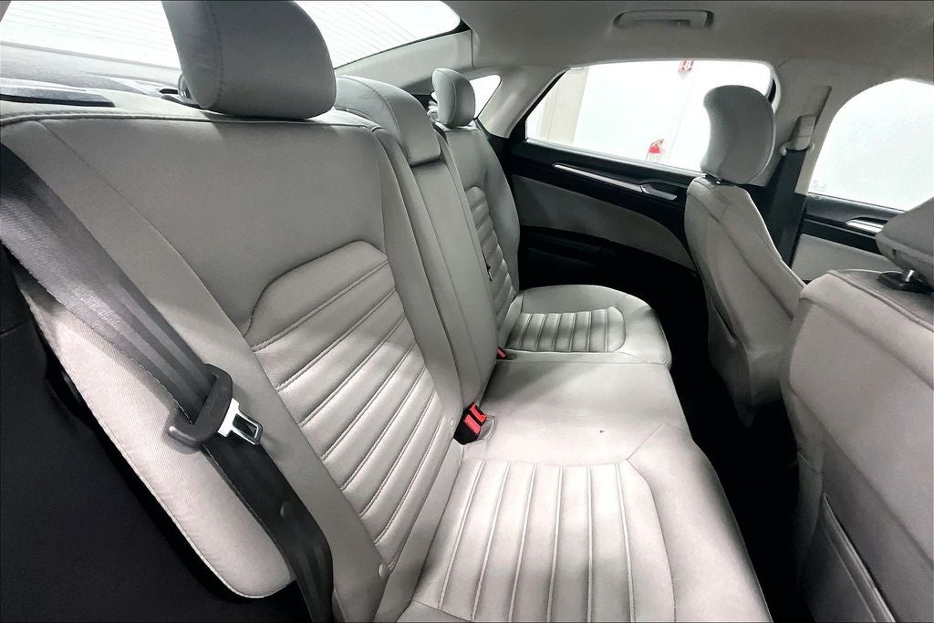 2015 Ford Fusion S