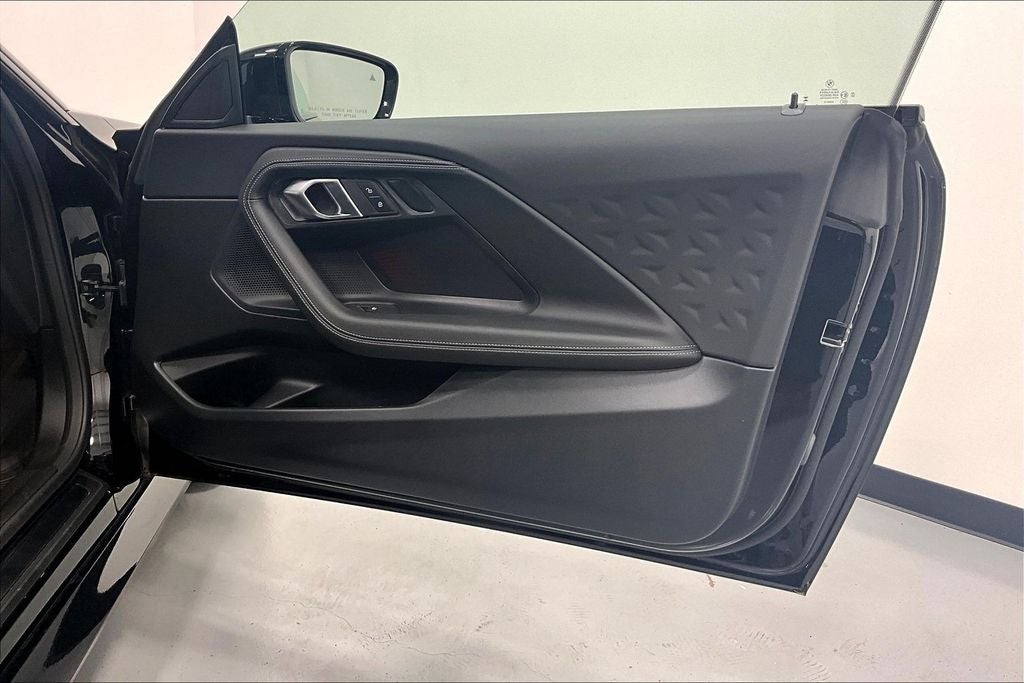 2025 BMW 2 Series 230i