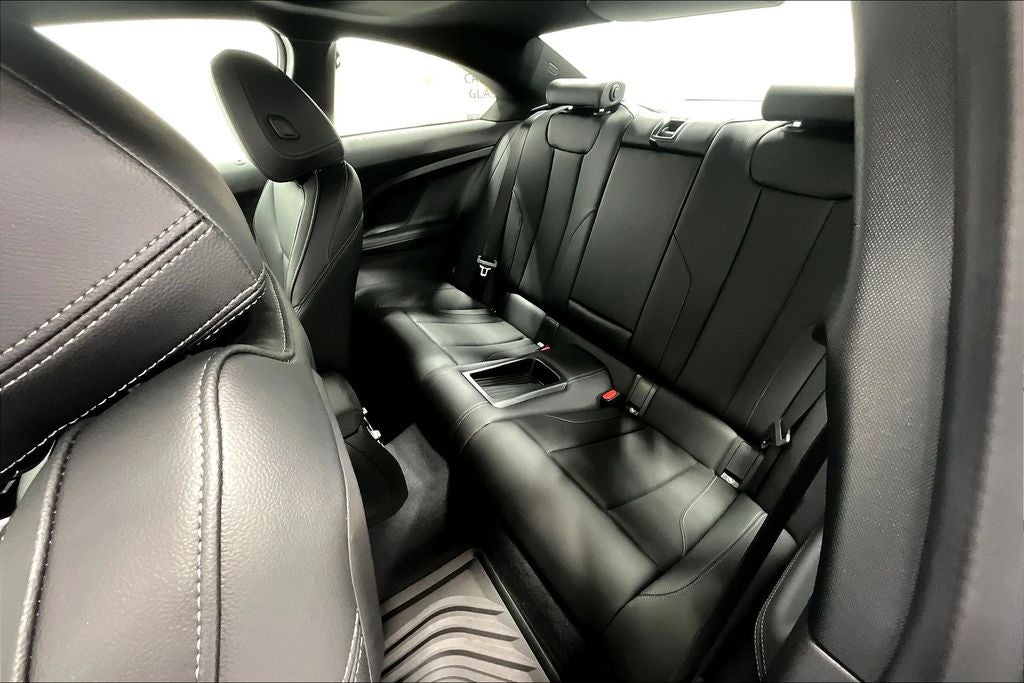 2025 BMW 2 Series 230i