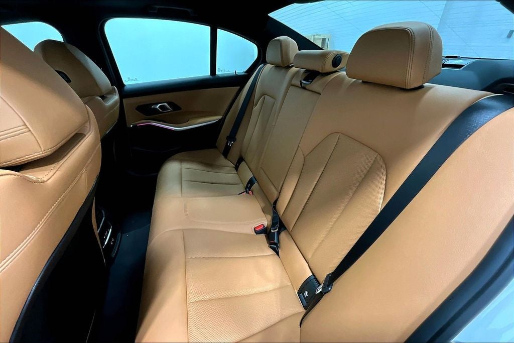 2025 BMW 3 Series 330i