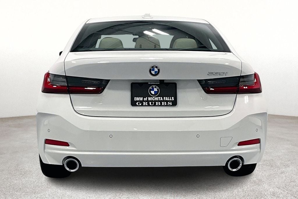 2026 BMW 3 Series 330i
