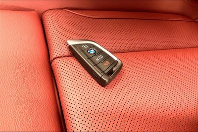 2025 BMW 3 Series 330i