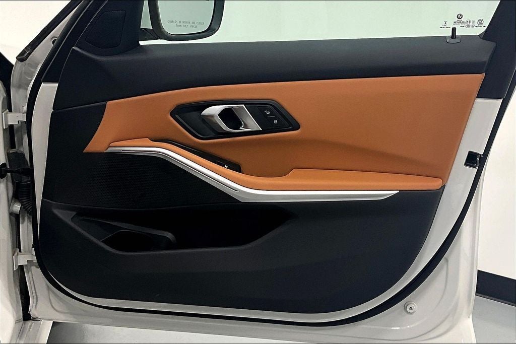 2025 BMW 3 Series 330i