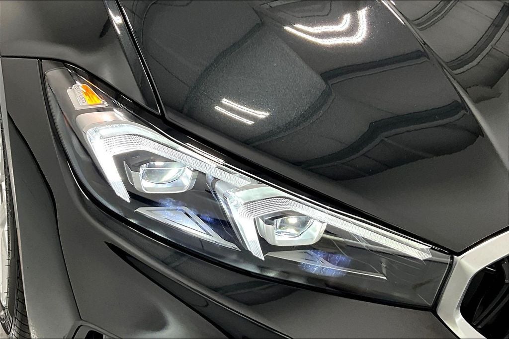 2025 BMW 3 Series 330i xDrive