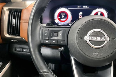 2023 Nissan Pathfinder Platinum