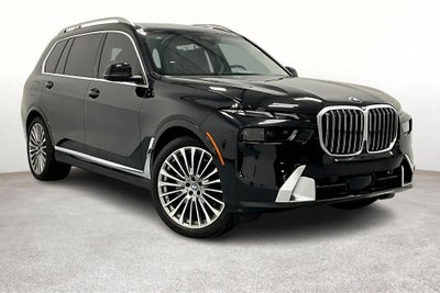 2025 BMW X7 xDrive40i