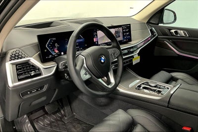 2025 BMW X7 xDrive40i