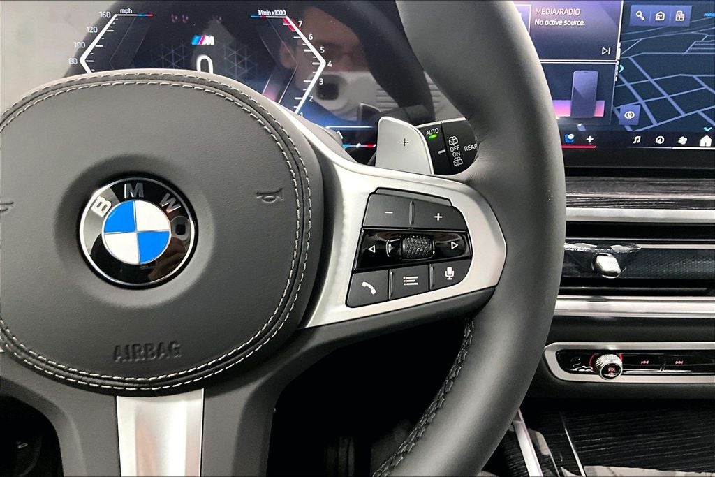 2027 BMW X7 xDrive40i