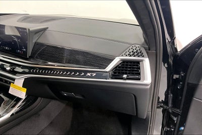 2027 BMW X7 xDrive40i
