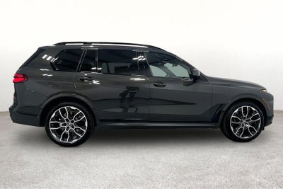 2027 BMW X7 xDrive40i