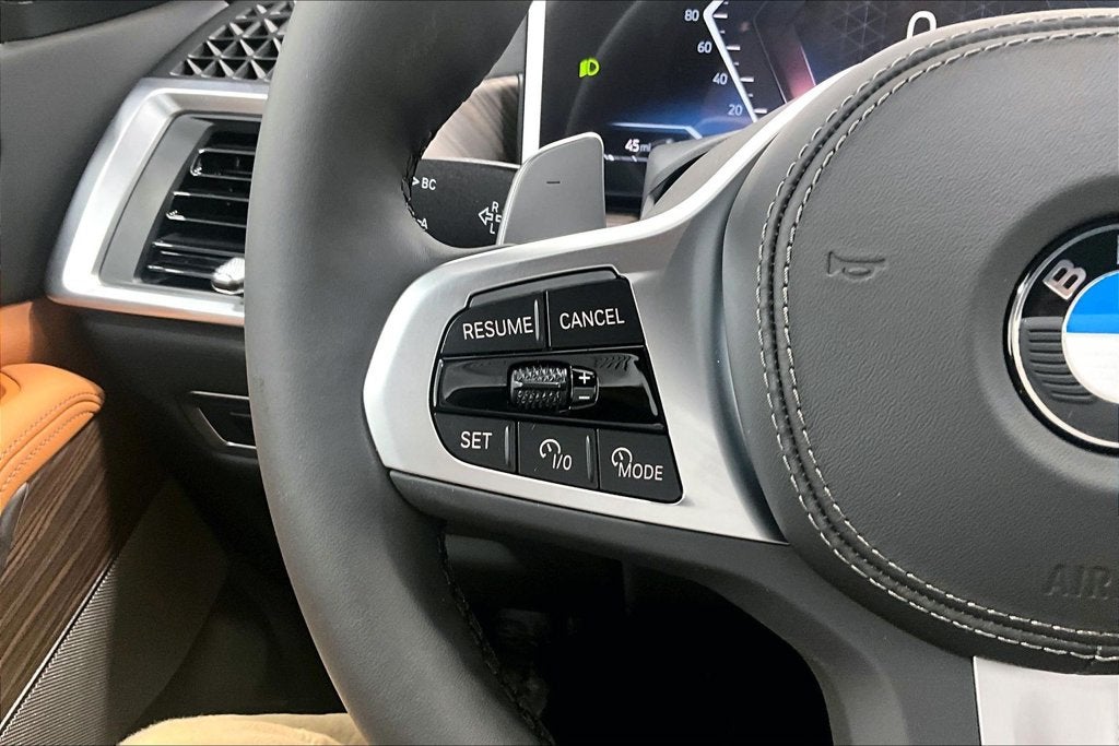 2027 BMW X7 xDrive40i