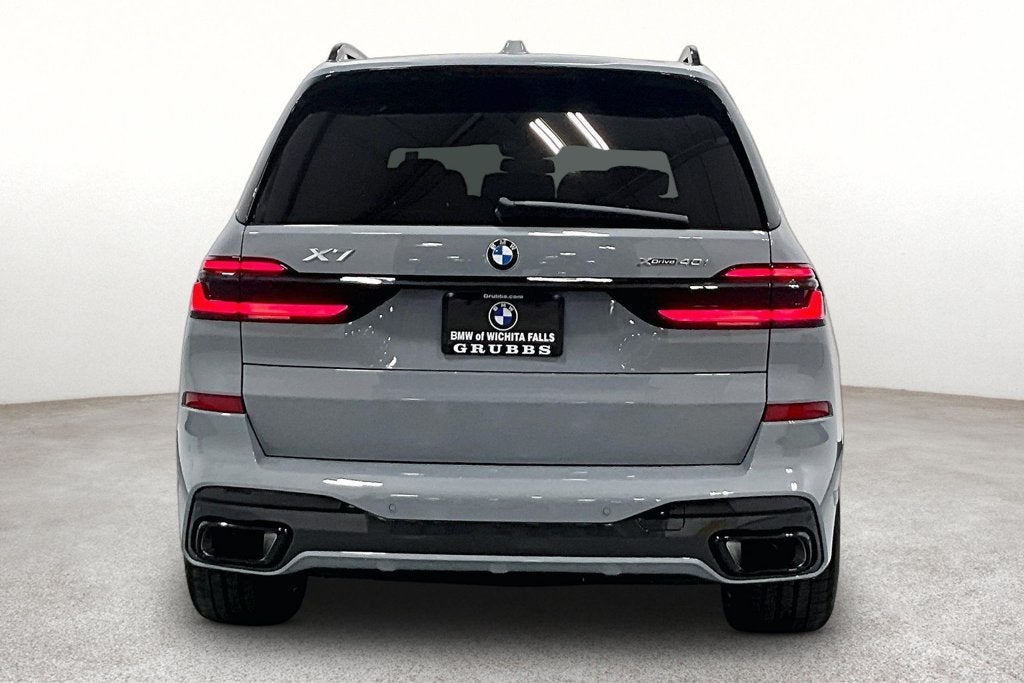 2027 BMW X7 xDrive40i