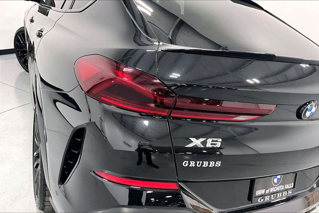 2027 BMW X6 xDrive40i