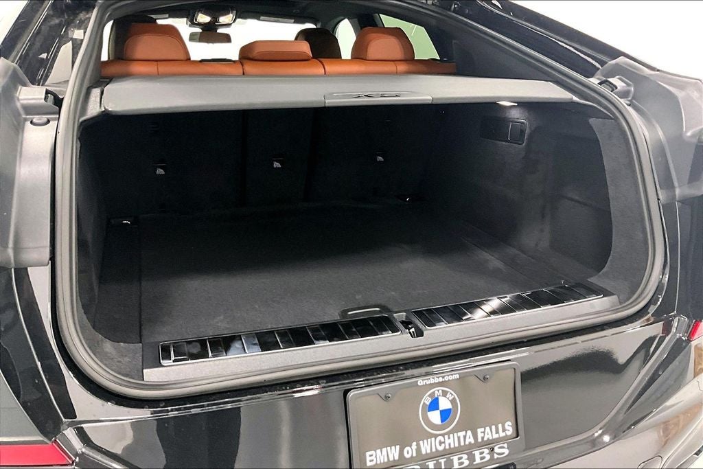 2027 BMW X6 xDrive40i