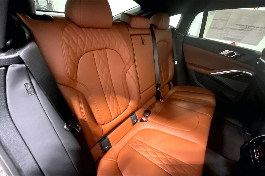 2027 BMW X6 xDrive40i