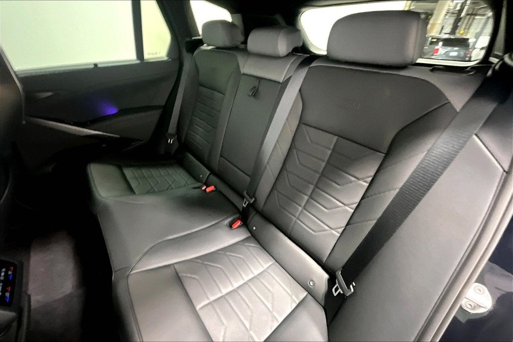 2027 BMW X5 40 xDrive