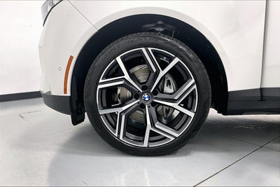 2027 BMW X5 40 xDrive