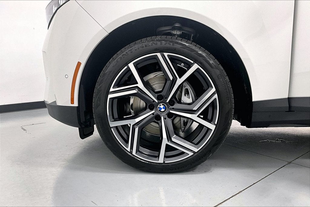 2027 BMW X5 40 xDrive