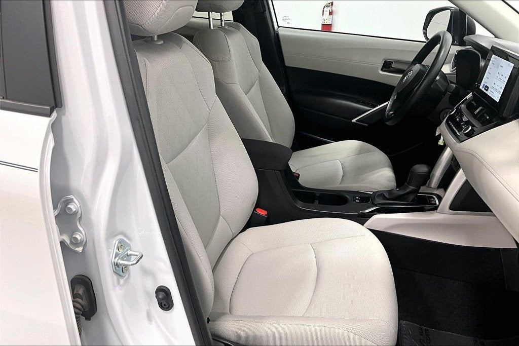 2024 Toyota Corolla Cross L