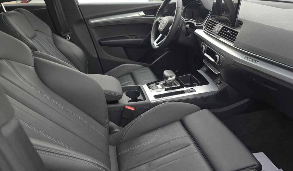 2025 Audi Q5 45 S line Premium quattro