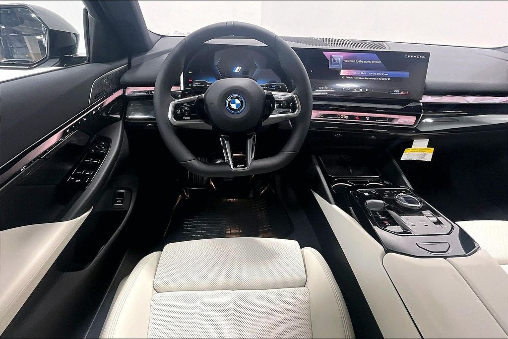 2026 BMW 5 Series 550e xDrive
