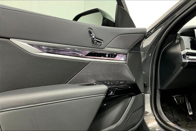 2026 BMW 7 Series 740i