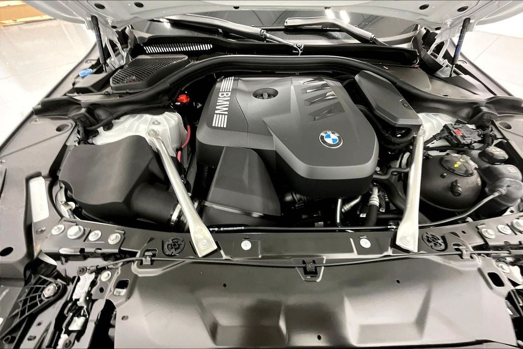 2026 BMW 5 Series 530i