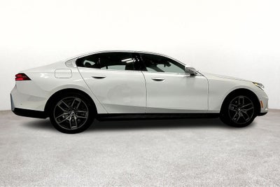 2026 BMW 5 Series 530i