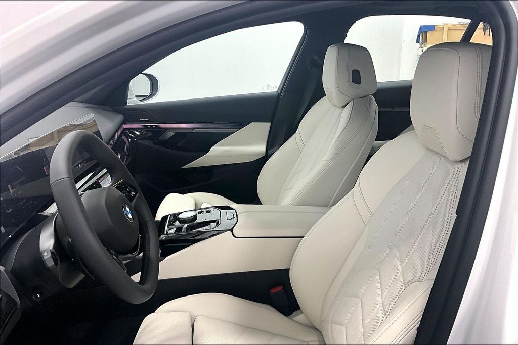 2027 BMW 5 Series 530i
