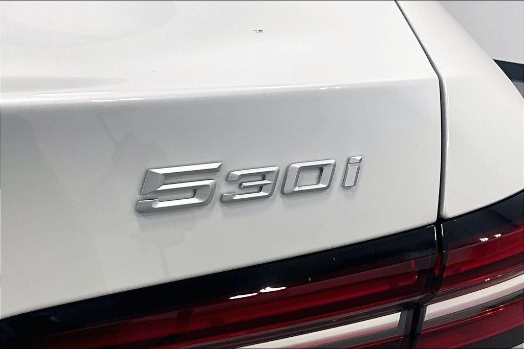 2027 BMW 5 Series 530i