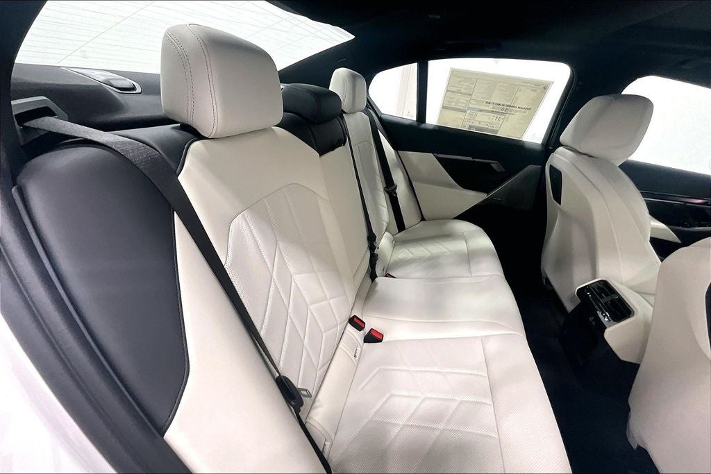2027 BMW 5 Series 530i