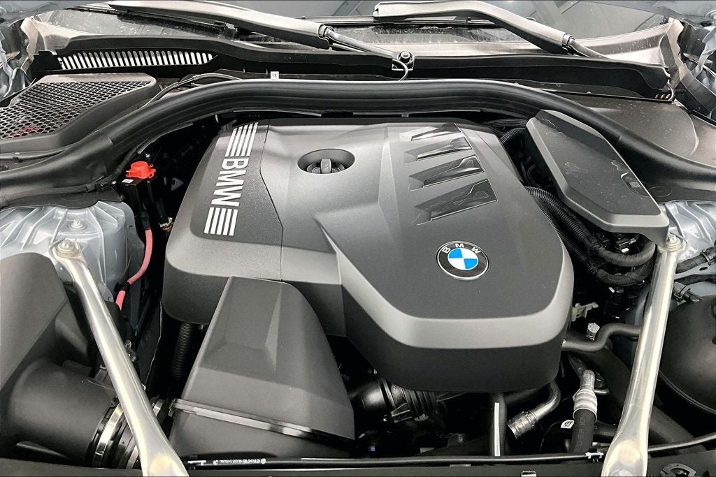 2026 BMW 5 Series 530i