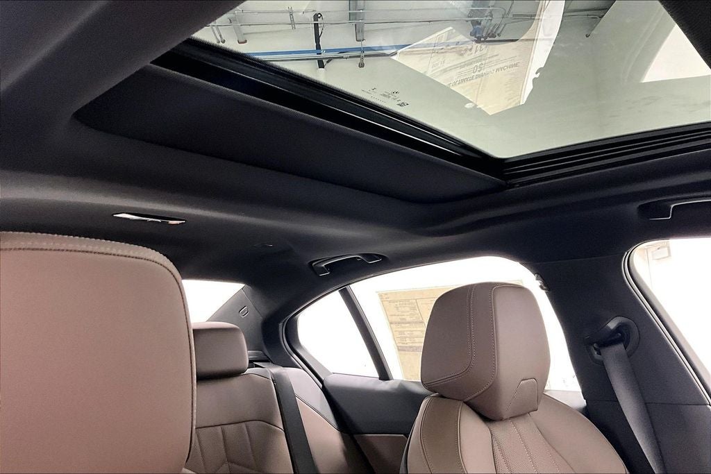 2026 BMW 5 Series 530i