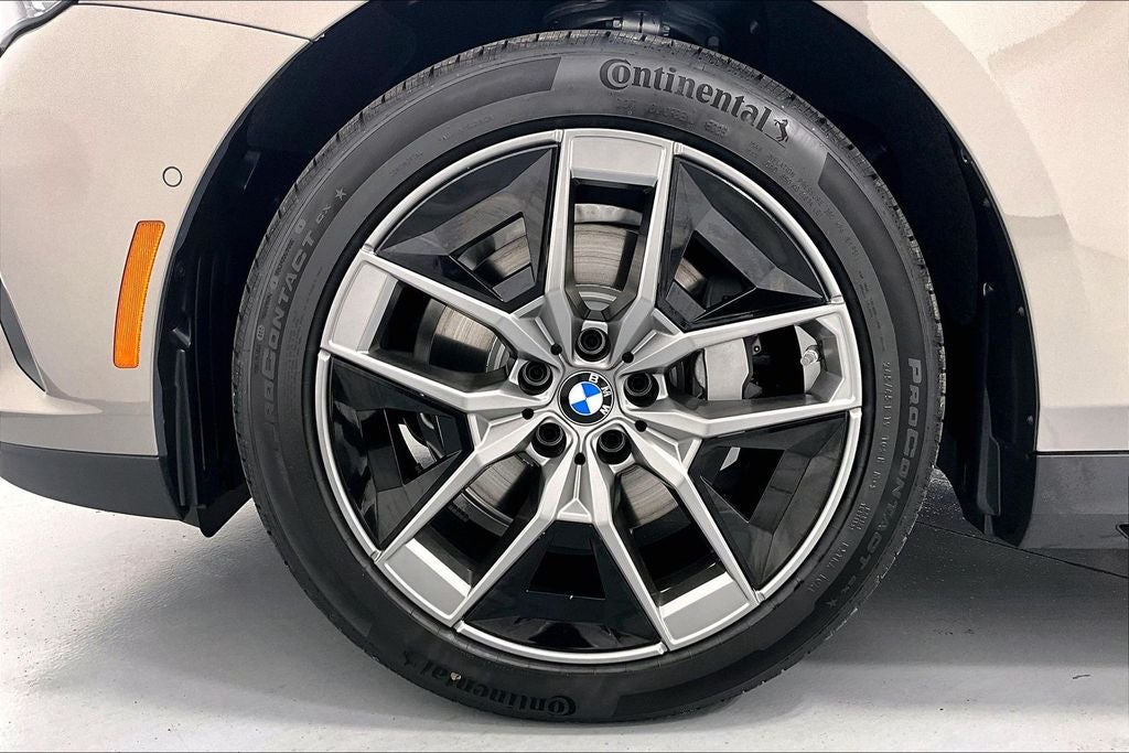 2026 BMW 5 Series 530i