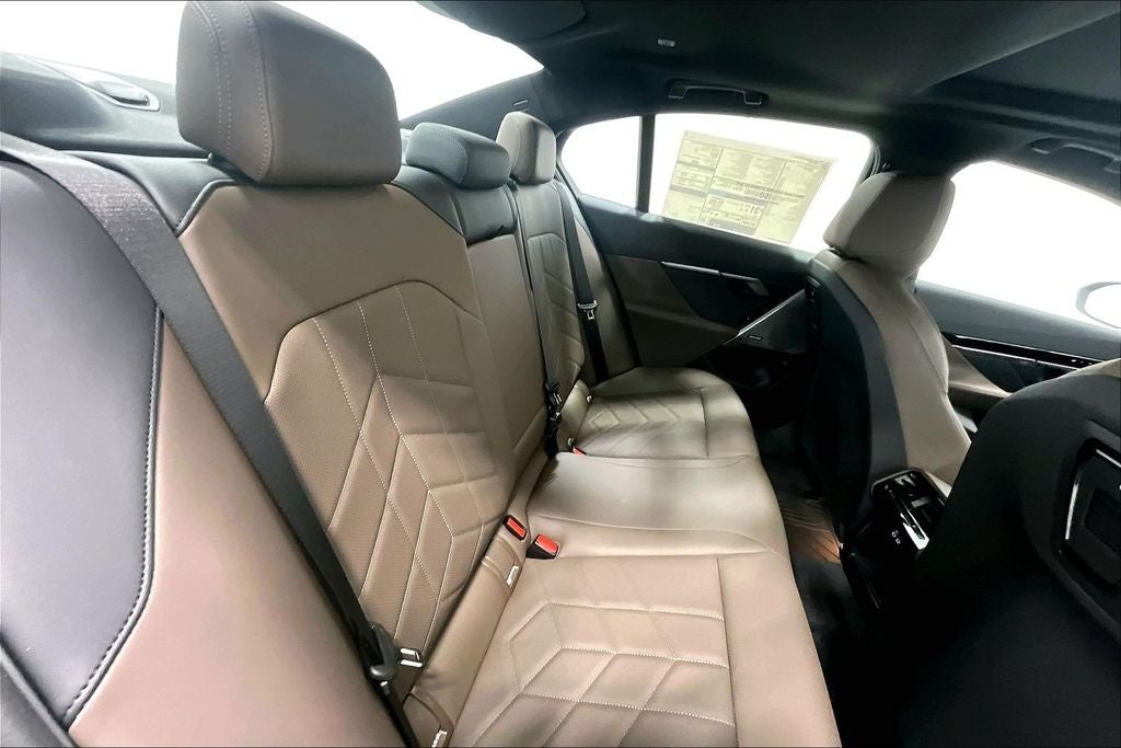 2026 BMW 5 Series 530i