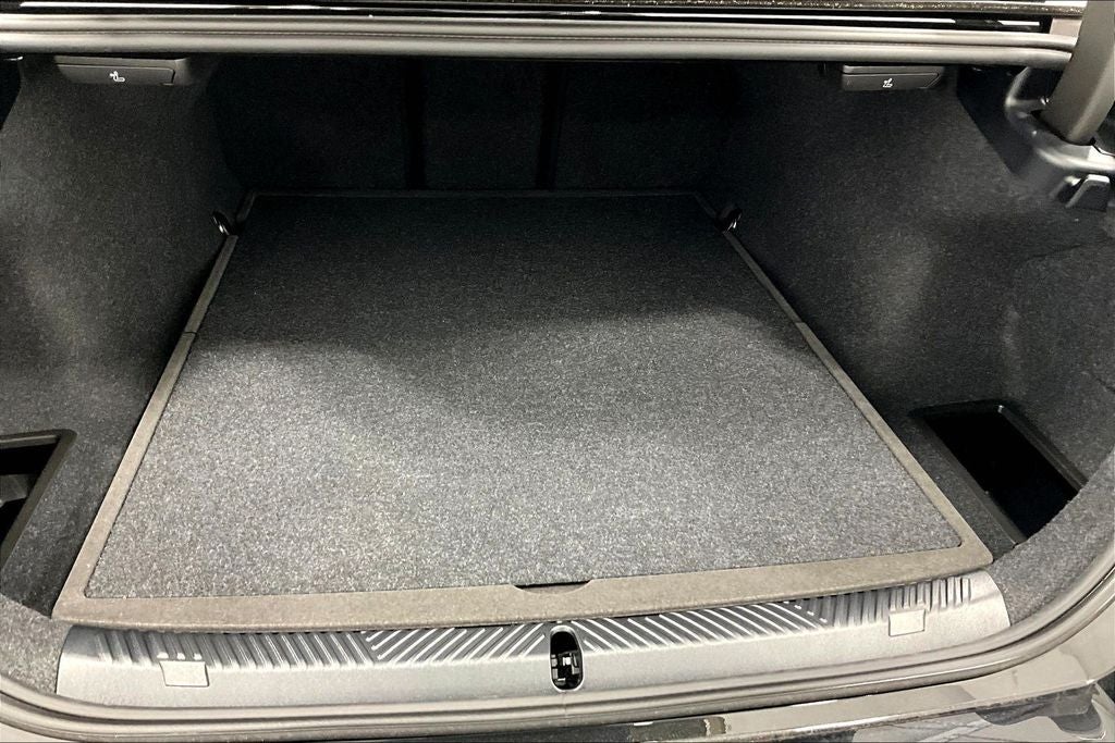 2026 BMW 5 Series 530i