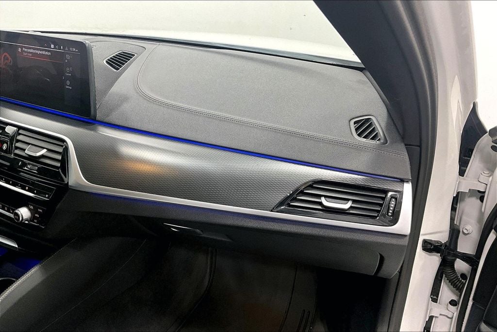 2023 BMW 5 Series 530i