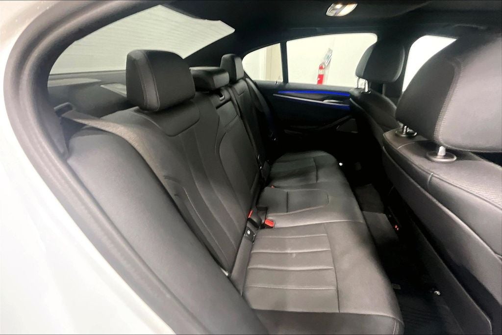 2023 BMW 5 Series 530i