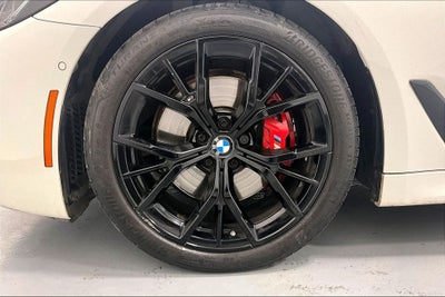 2023 BMW 5 Series 530i