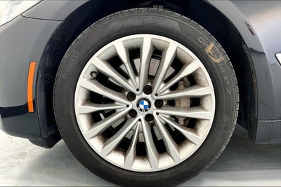 2023 BMW 5 Series 530i