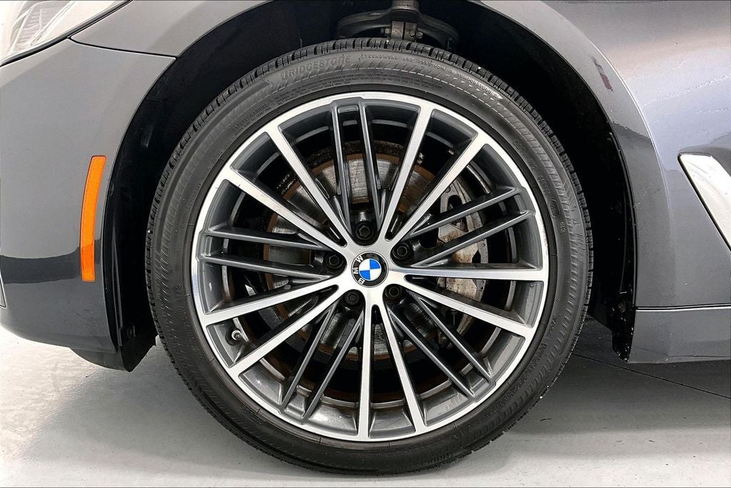 2023 BMW 5 Series 540i xDrive