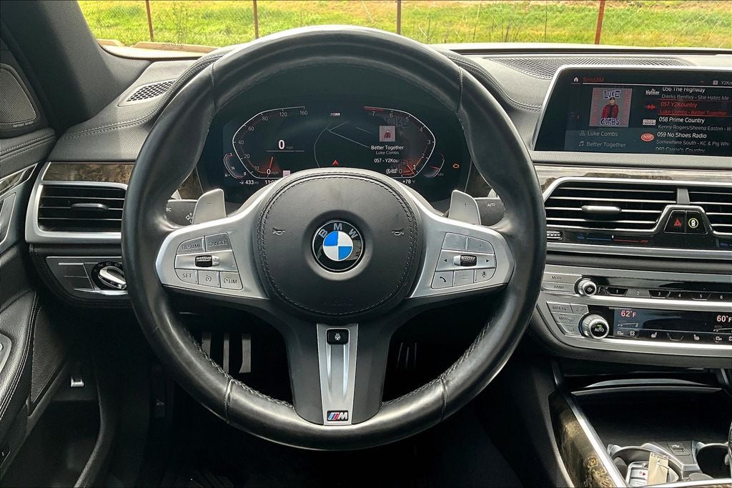 2022 BMW 7 Series 740i