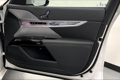 2025 BMW i7 eDrive50