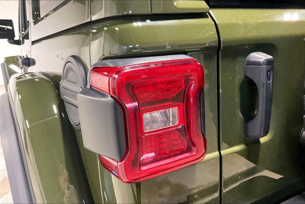 2023 Jeep Wrangler Rubicon 392