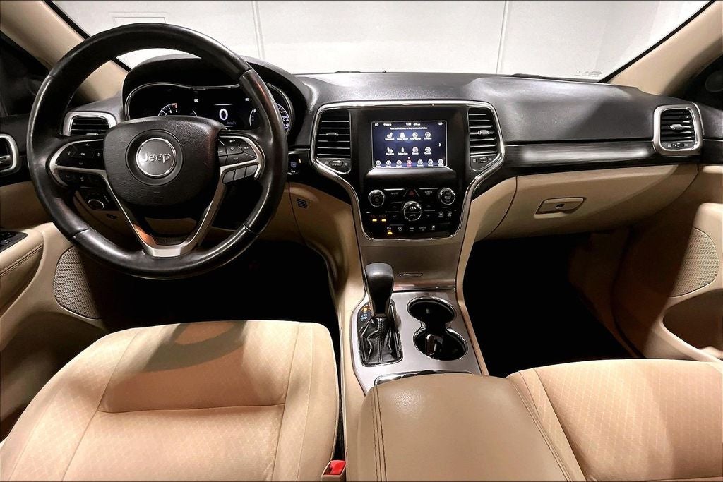 2019 Jeep Grand Cherokee Laredo E