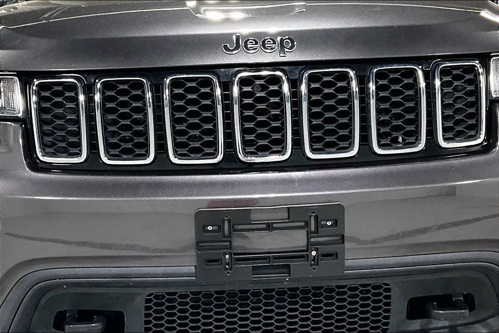 2019 Jeep Grand Cherokee Laredo E