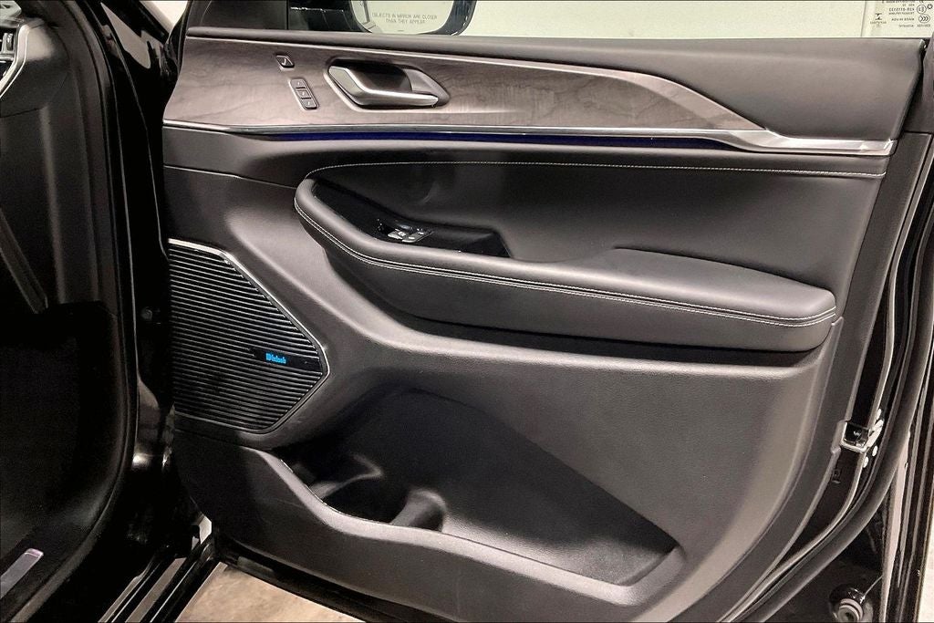 2022 Jeep Grand Cherokee Overland